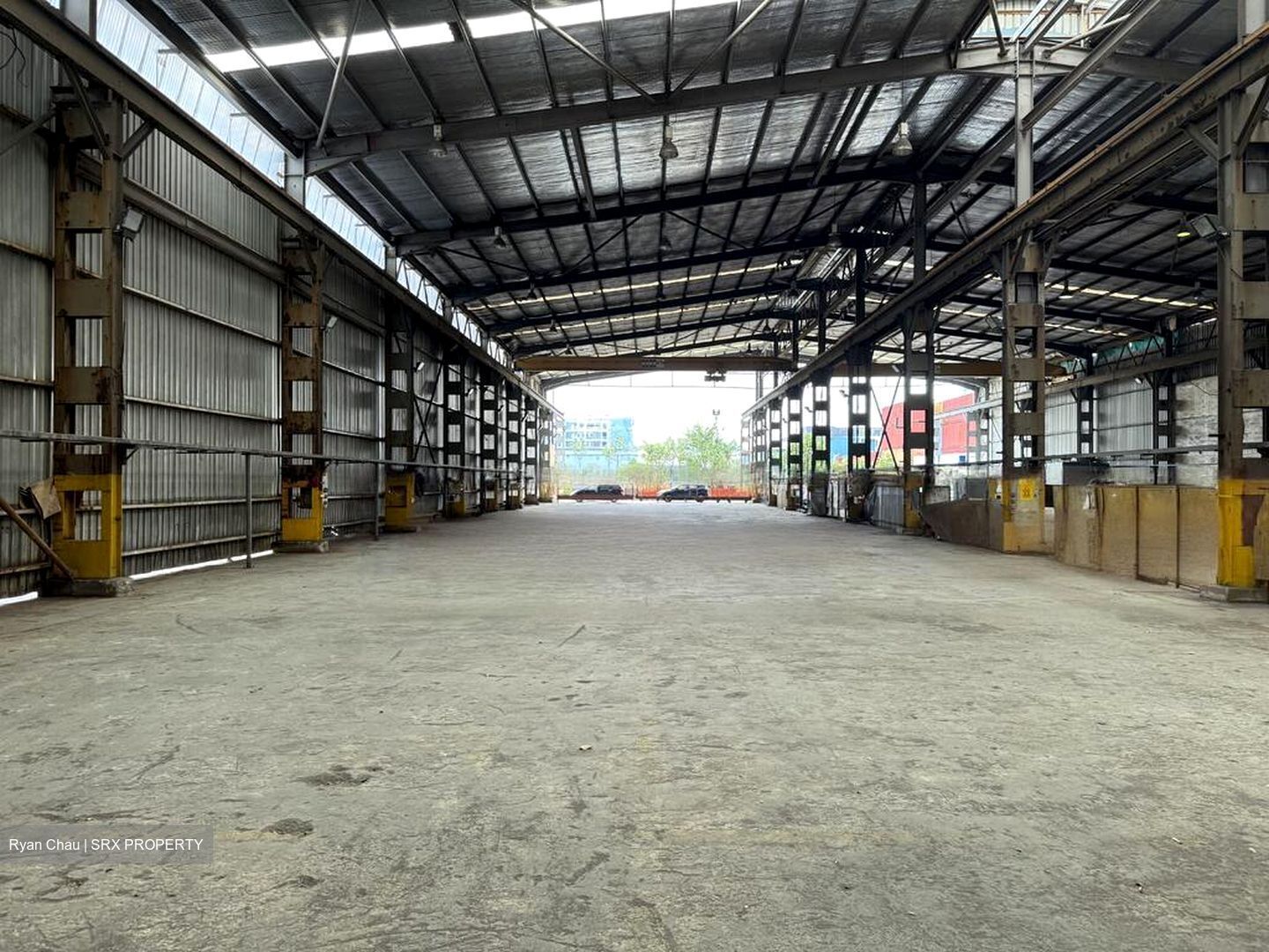 Tuas Avenue 3 (D22), Warehouse #563998331